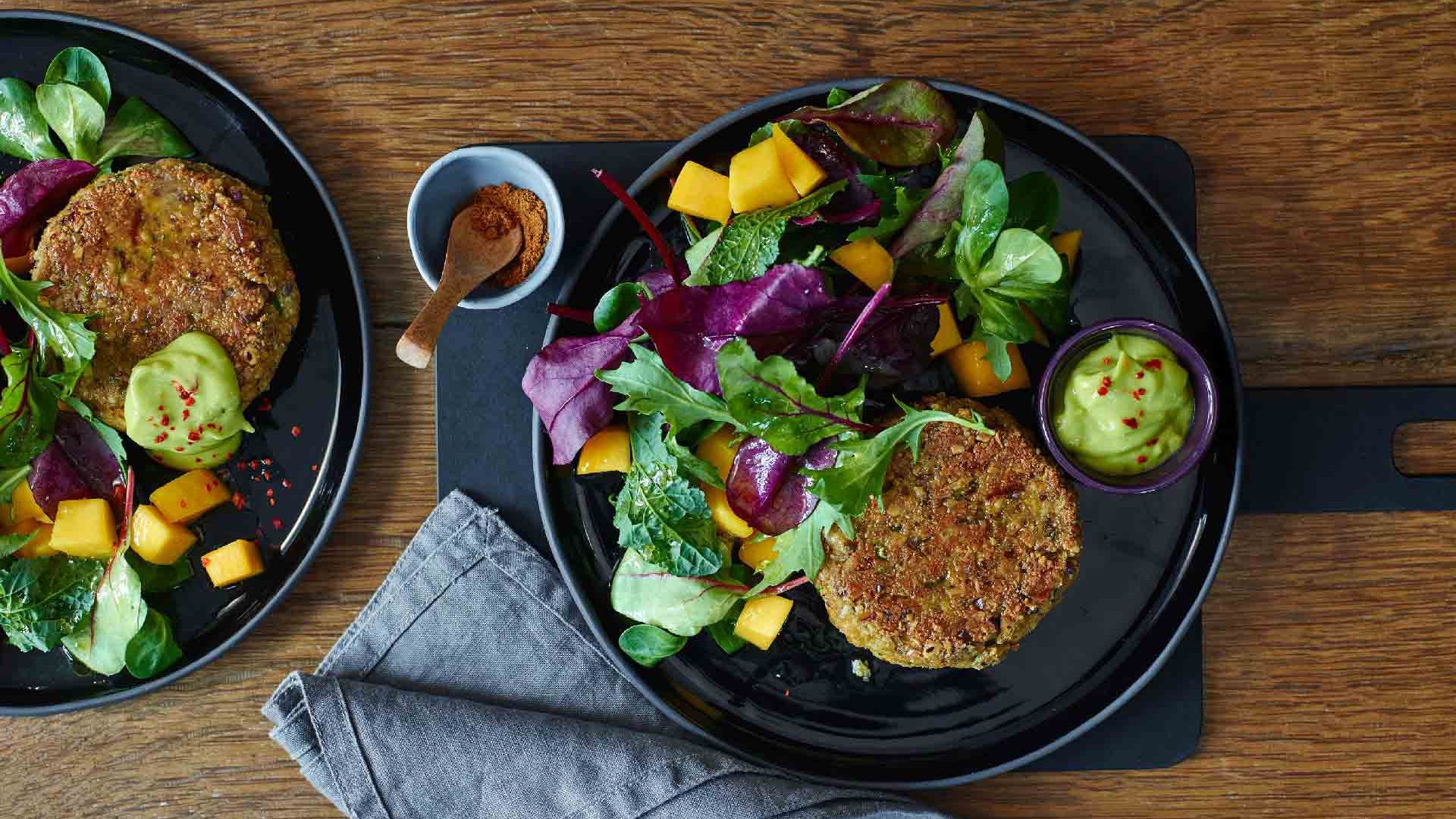 Burger vegetarian cu nuci și Ras el Hanout