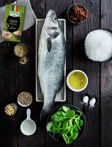 Biban de mare in crusta de sare cu salata de spanac