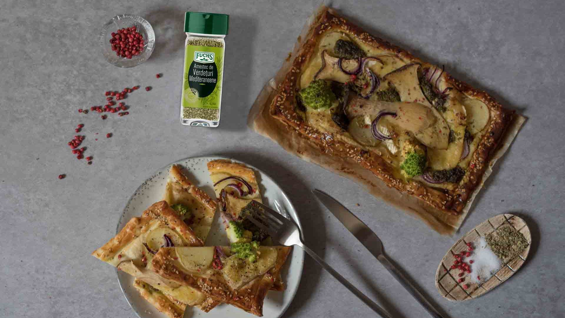 Tarta de cartofi si ciuperci cu sos pesto