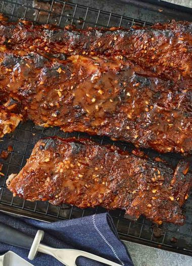 Coaste de porc caramelizate la cuptor