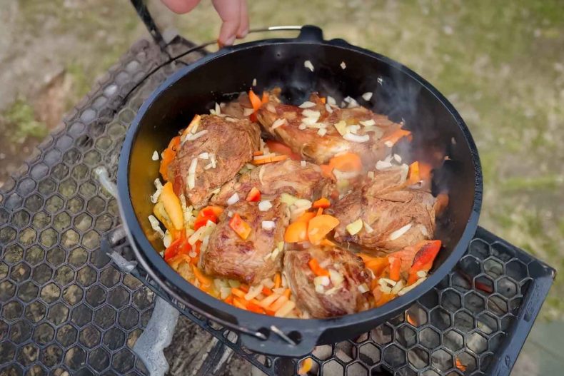 Miel afumat la ceaun